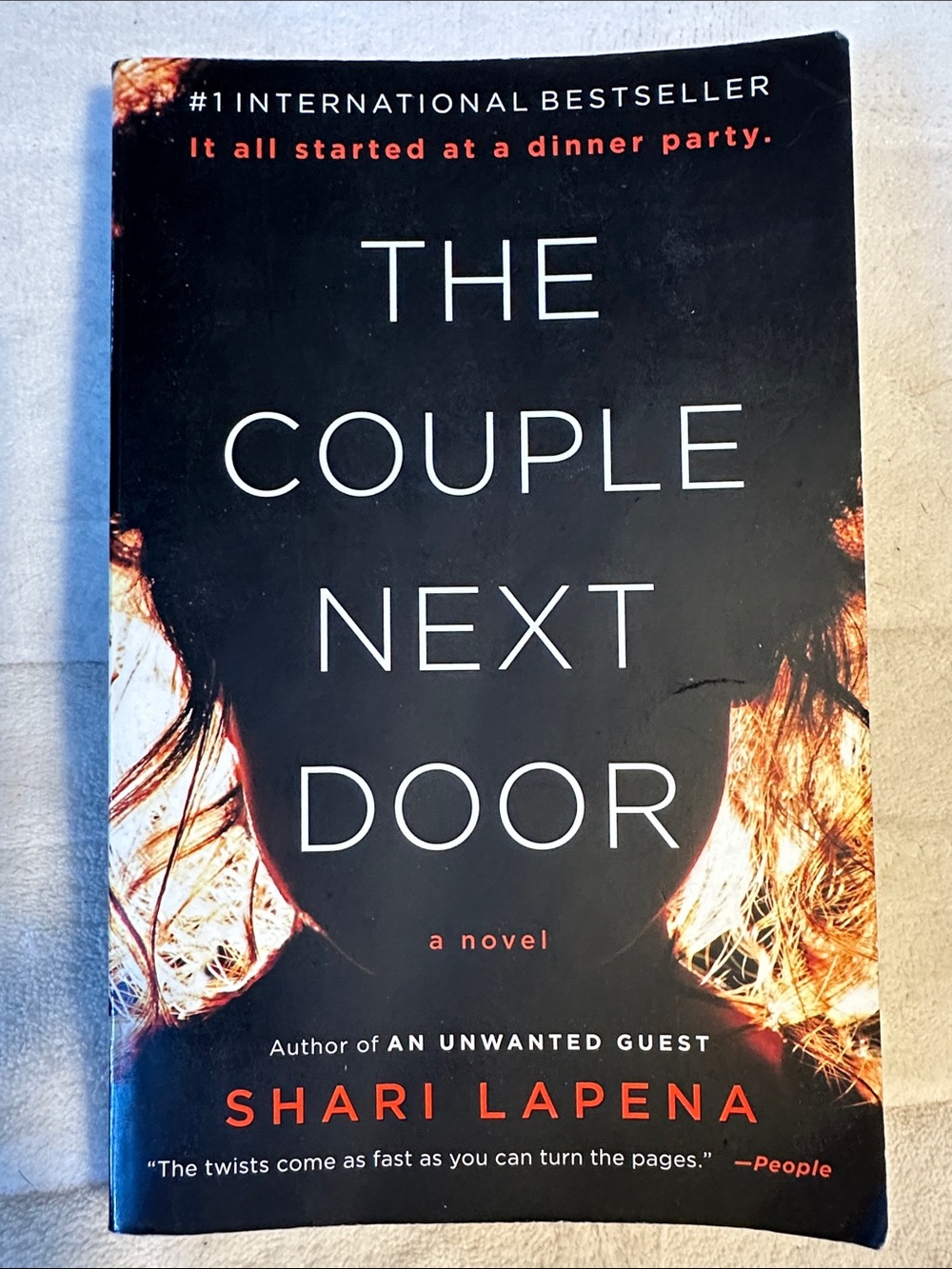 🐸2/$10🐸The Couple Next Door by Shari Lapena